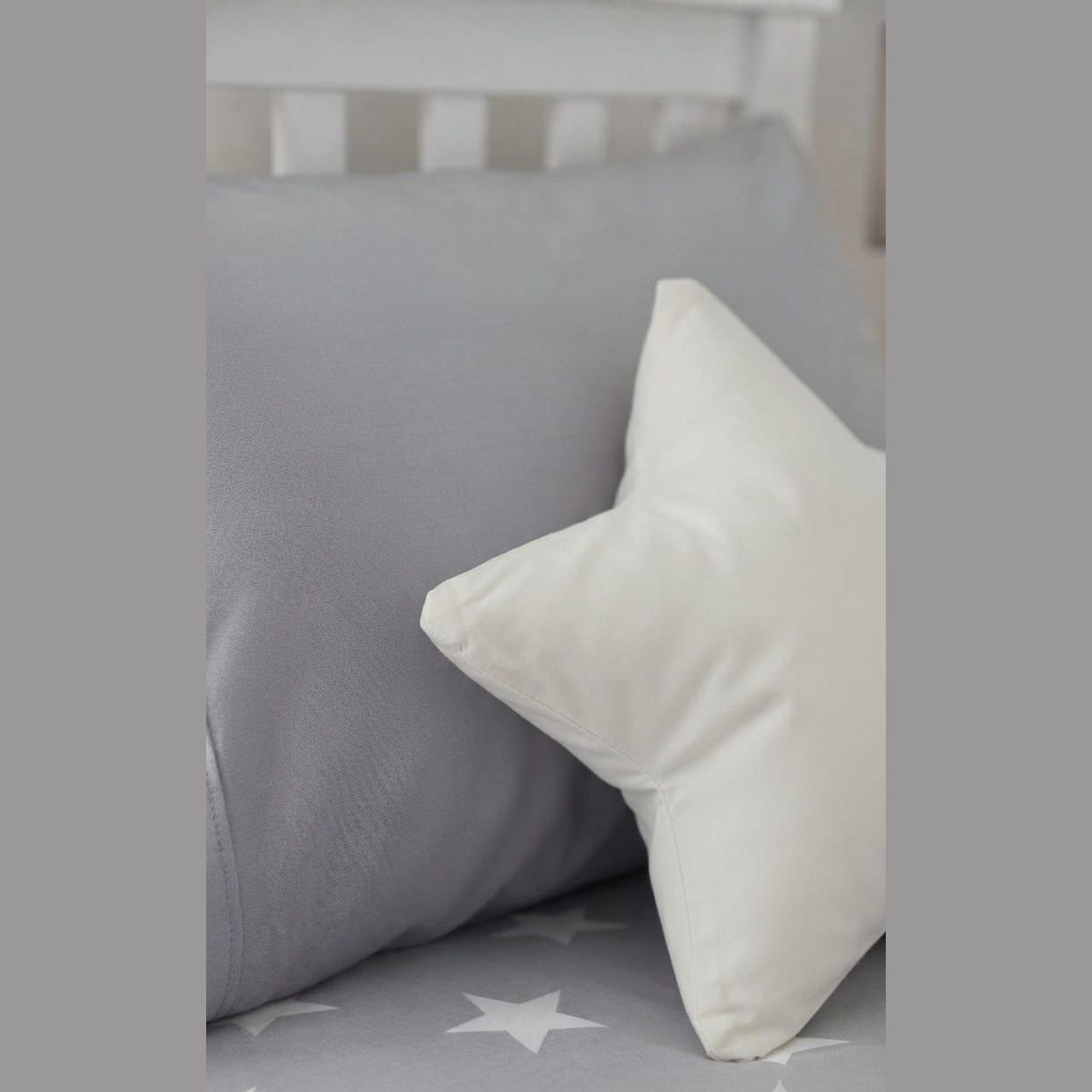 Grey Star Bedsheet Set — photo 2