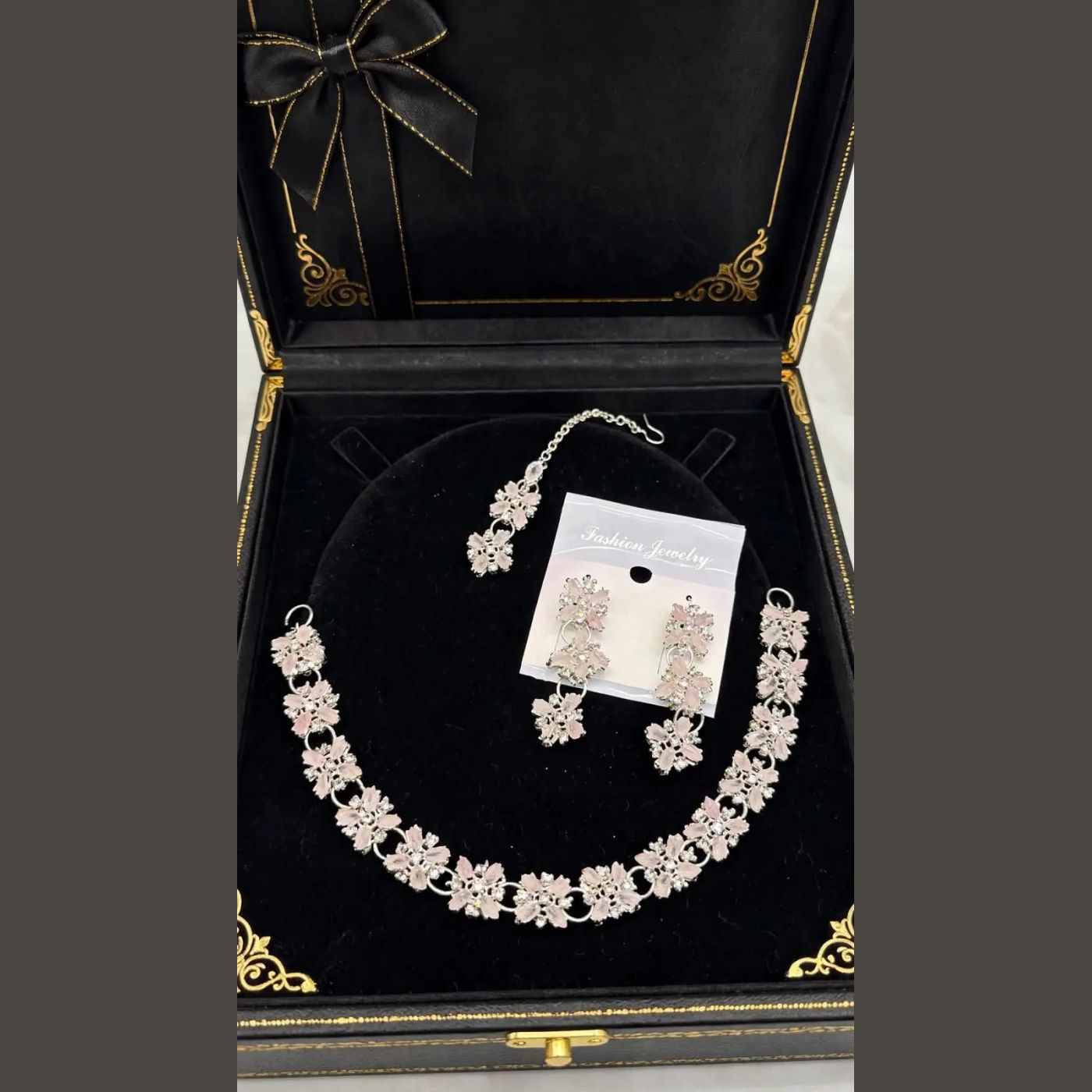 *Product Name*: Fancy Silver Plated Zircon Necklace Set