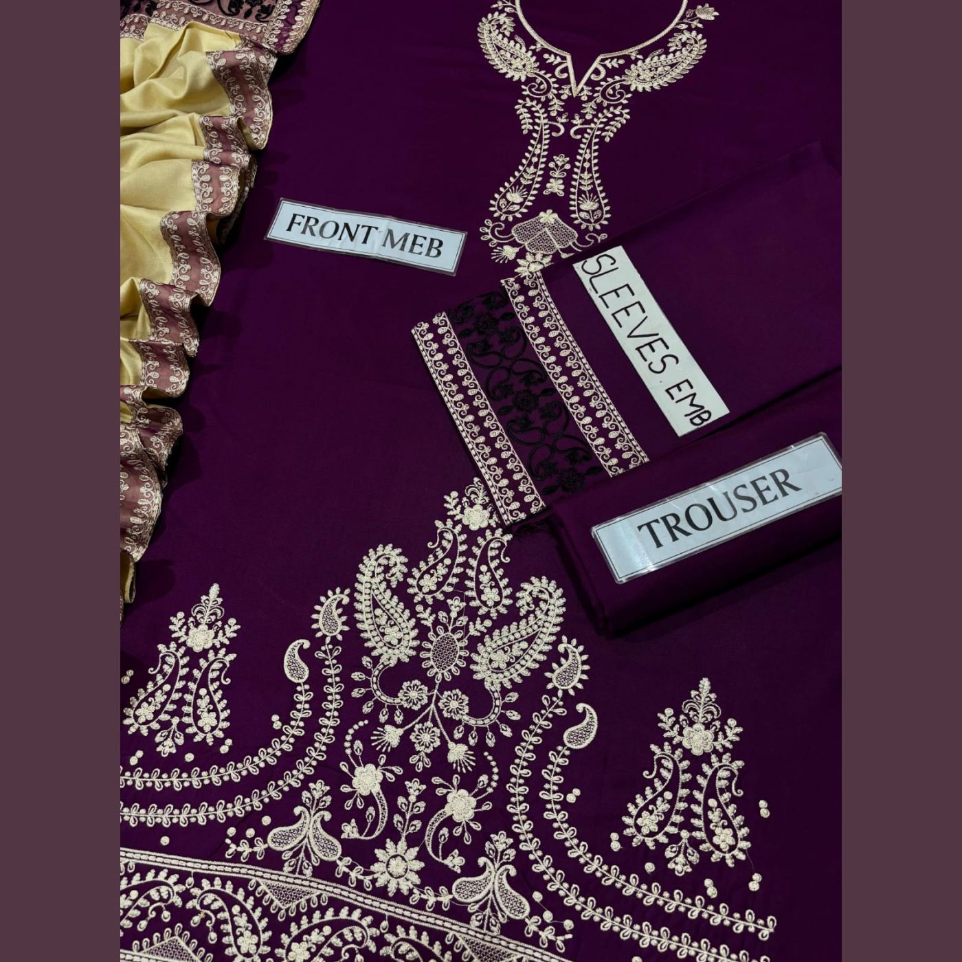 Premium Dhank Embroidered 3pc suit with wool shawl- NF-3007 — photo 5
