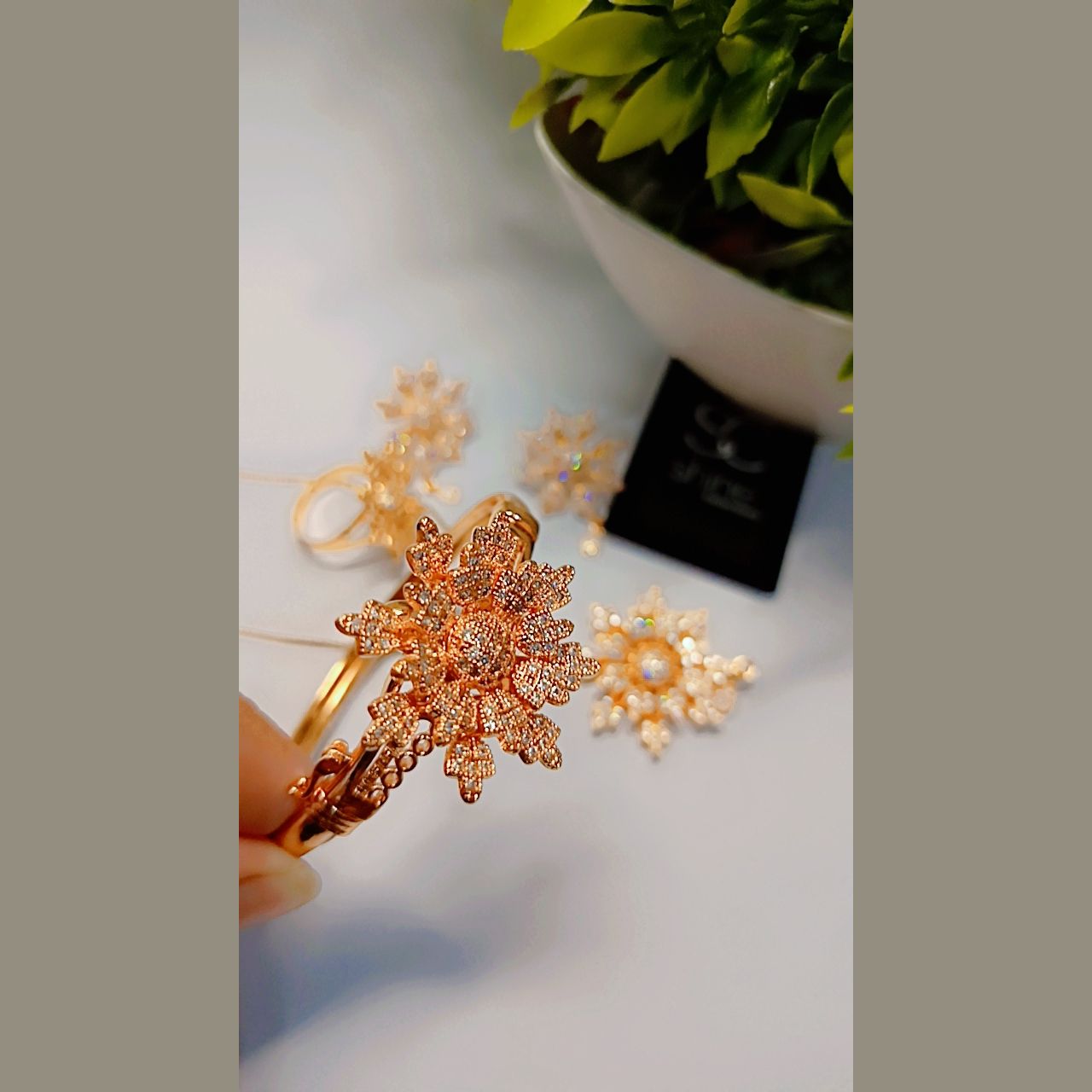 Gold Platted Zarcoon jewelry set — photo 3