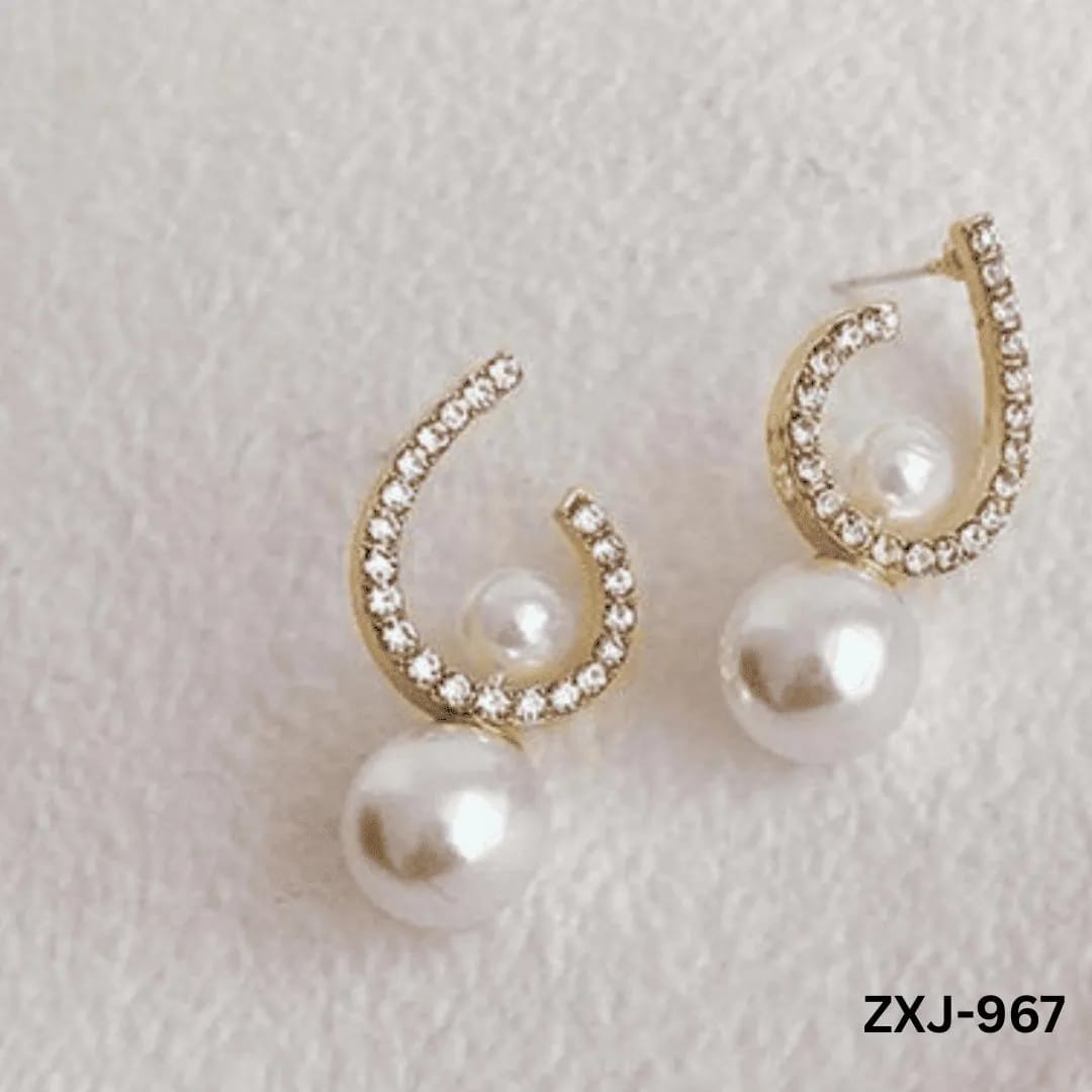 Korean Style Pearl Earrings U-Shape Silver Gold — photo 5