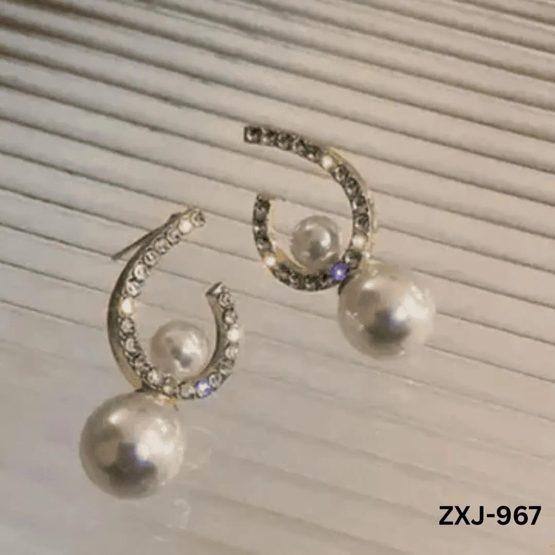 Korean Style Pearl Earrings U-Shape Silver Gold — photo 6