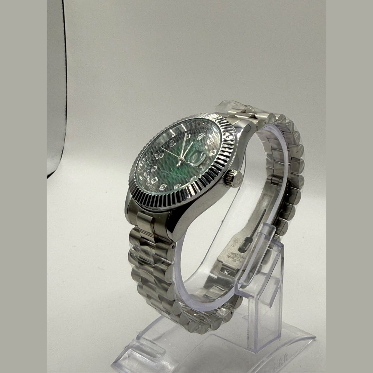 Rolex Datejust Silver & Emerald-Green Dial Diamond Edition — photo 3